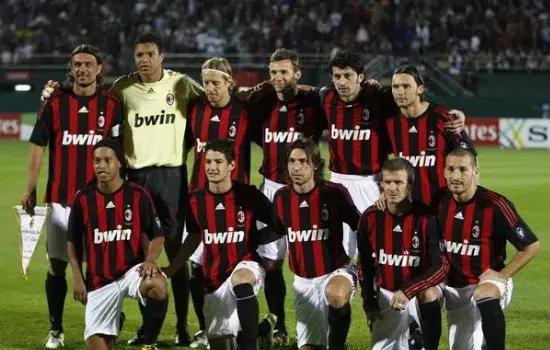 在英超赛场 在英超赛场