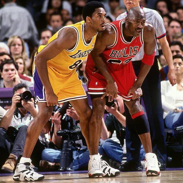 球队在中场 球队在中场